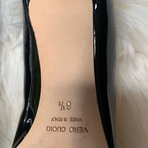 Butter Pointy Toe Pump - Picture 8 of 8